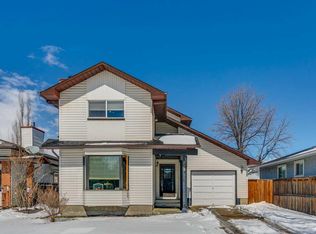 228 S Marquis Pl SE, Airdrie, AB T4A 1Y4