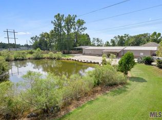 17139 Chenier Dr, Prairieville, LA 70769