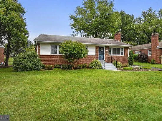 4115 Berritt St — Photo 15
