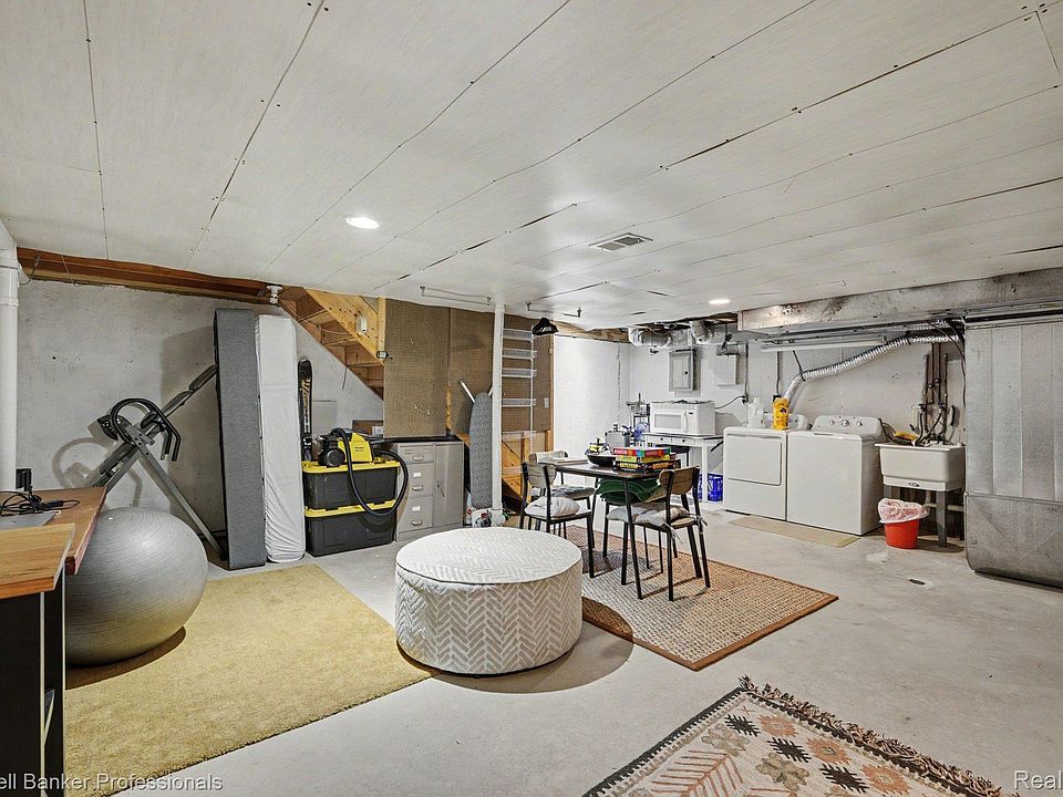 237 Barrington Cir, photo 14