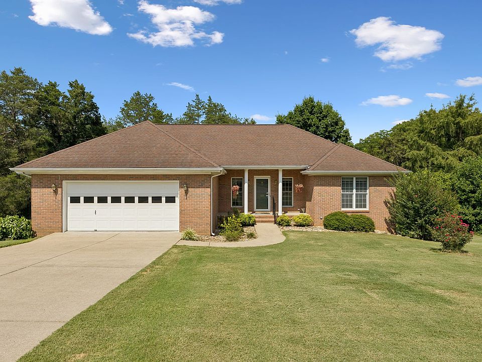 1st image of 909 Greenview Dr