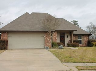 374 Austin Cir, Brandon, MS 39047