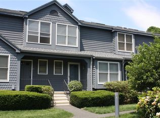 26 Fawn Ridge Ln, Wilton, CT 06897