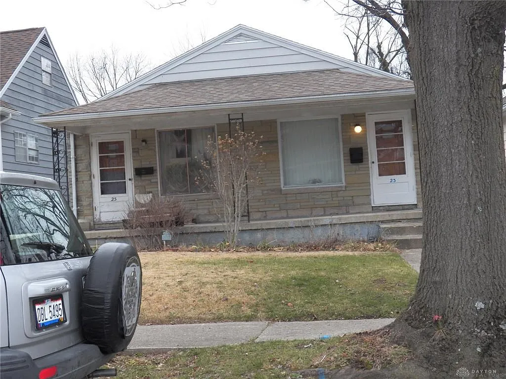 23 Forest Glen Ave photo 1