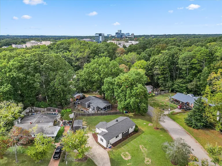 3437 Apache Dr — Photo 32