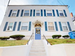 34 Crescent St APT 4, Waltham, MA 02453