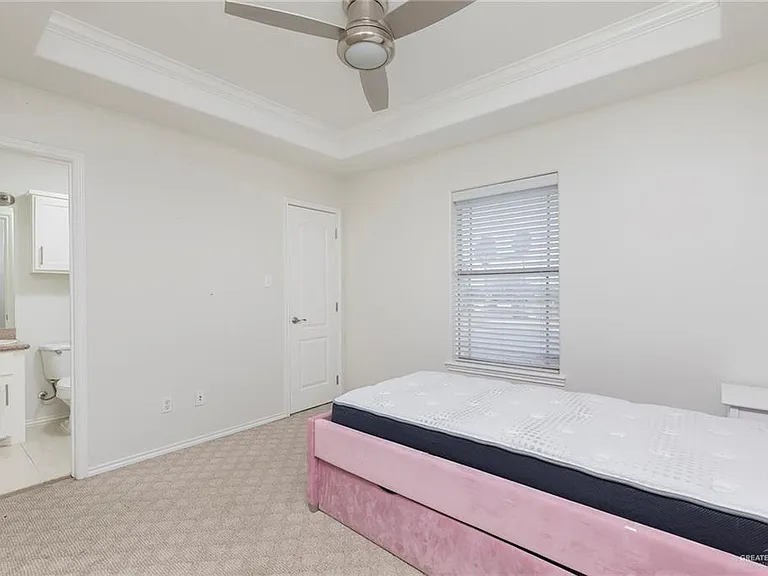103 S 48th Ln #1 — Photo 13