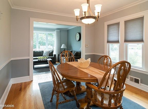 5th image of 2018 N Newland Ave