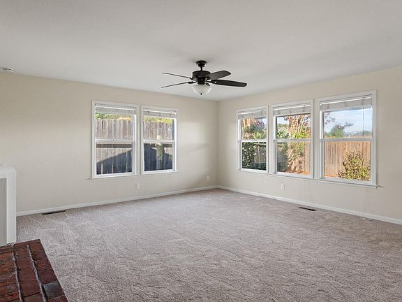 4th image of 780 Malaga Drive