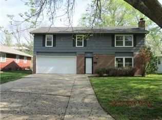 500 W 101st St, Kansas City, MO 64114