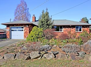 3912 SW 104th St, Seattle, WA 98146