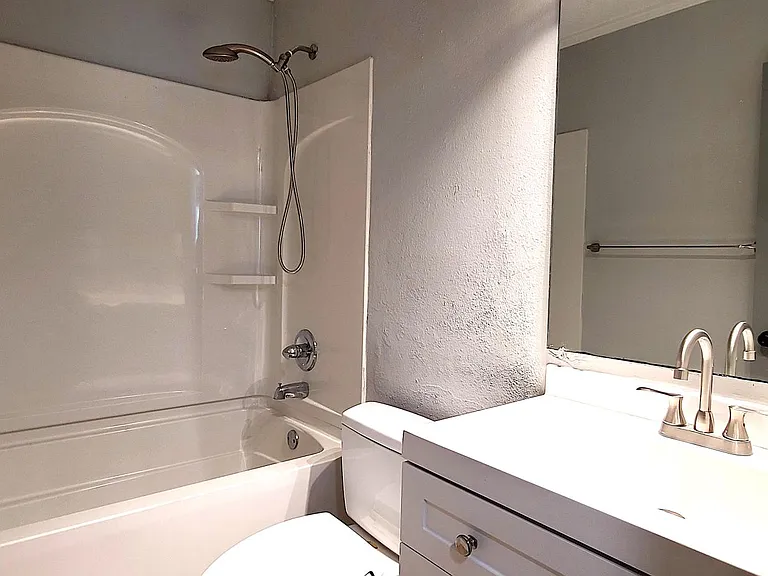 6519 W Newberry Rd #702 — Photo 14