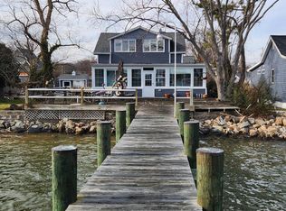 7805 Southwest Rd, Pasadena, MD 21122