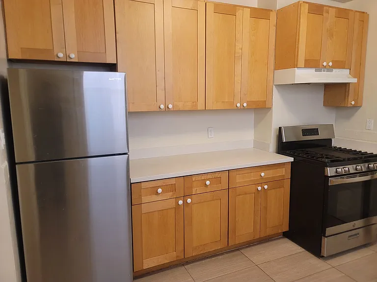 904 Florida St #A — Photo 2