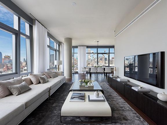 5th image of 35 W 15th St APT 20A