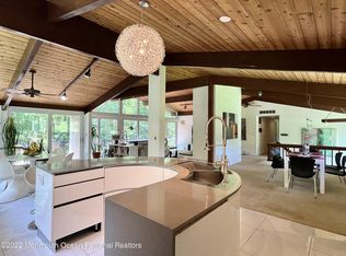 100 McCaffery Rd, Manalapan, NJ 07726