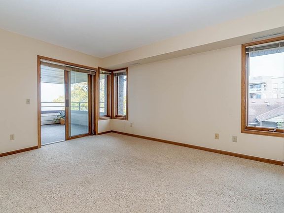 4th image of 3905 Monona Dr APT 10