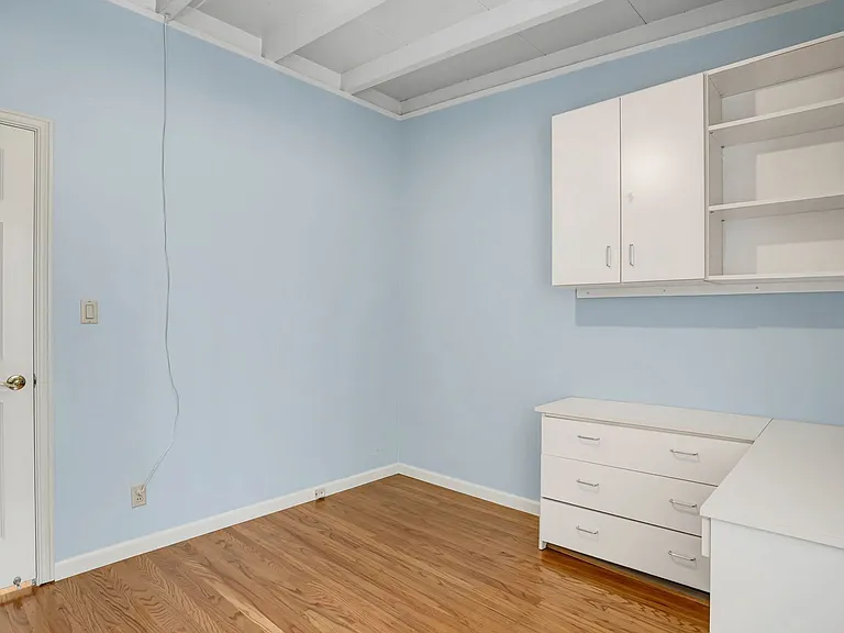 3596 Louis Rd — Photo 24