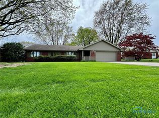 125 Beechmont Dr, Findlay, OH 45840