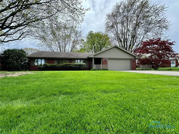125 Beechmont Dr, Findlay, OH 45840
