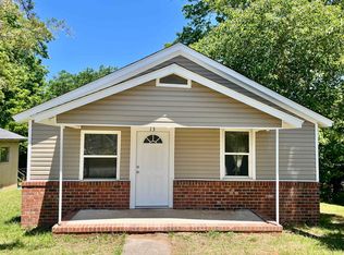 13 Clark St, Laurens, SC 29360