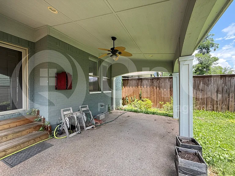 642 N Tyler St — Photo 24