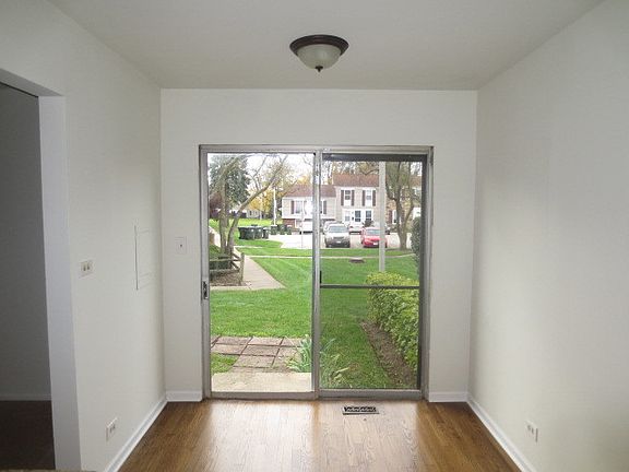 4th image of 2063 Danbury Pl #2603