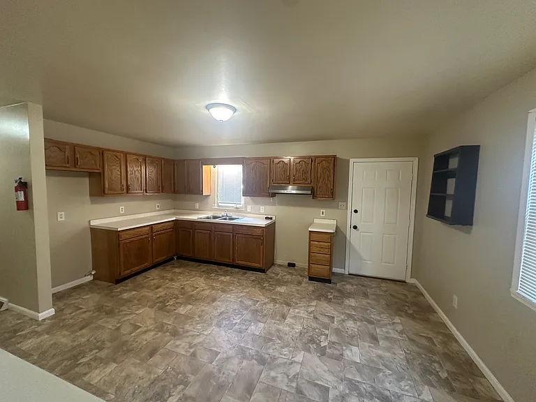 2322 Orleans Ave — Photo 24