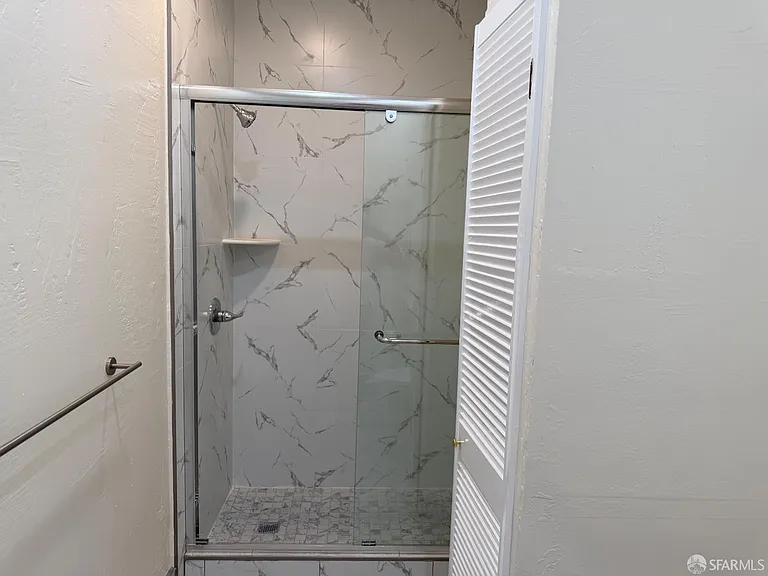 258 Dorland St #7 — Photo 14