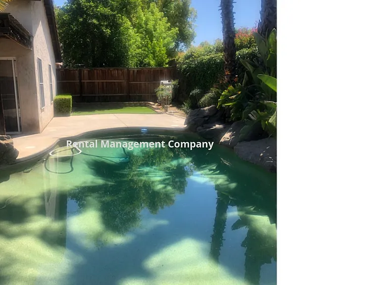 941 E Buckhill Rd — Photo 9