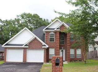 1217 Smithfield Rd E, Mobile, AL 36695