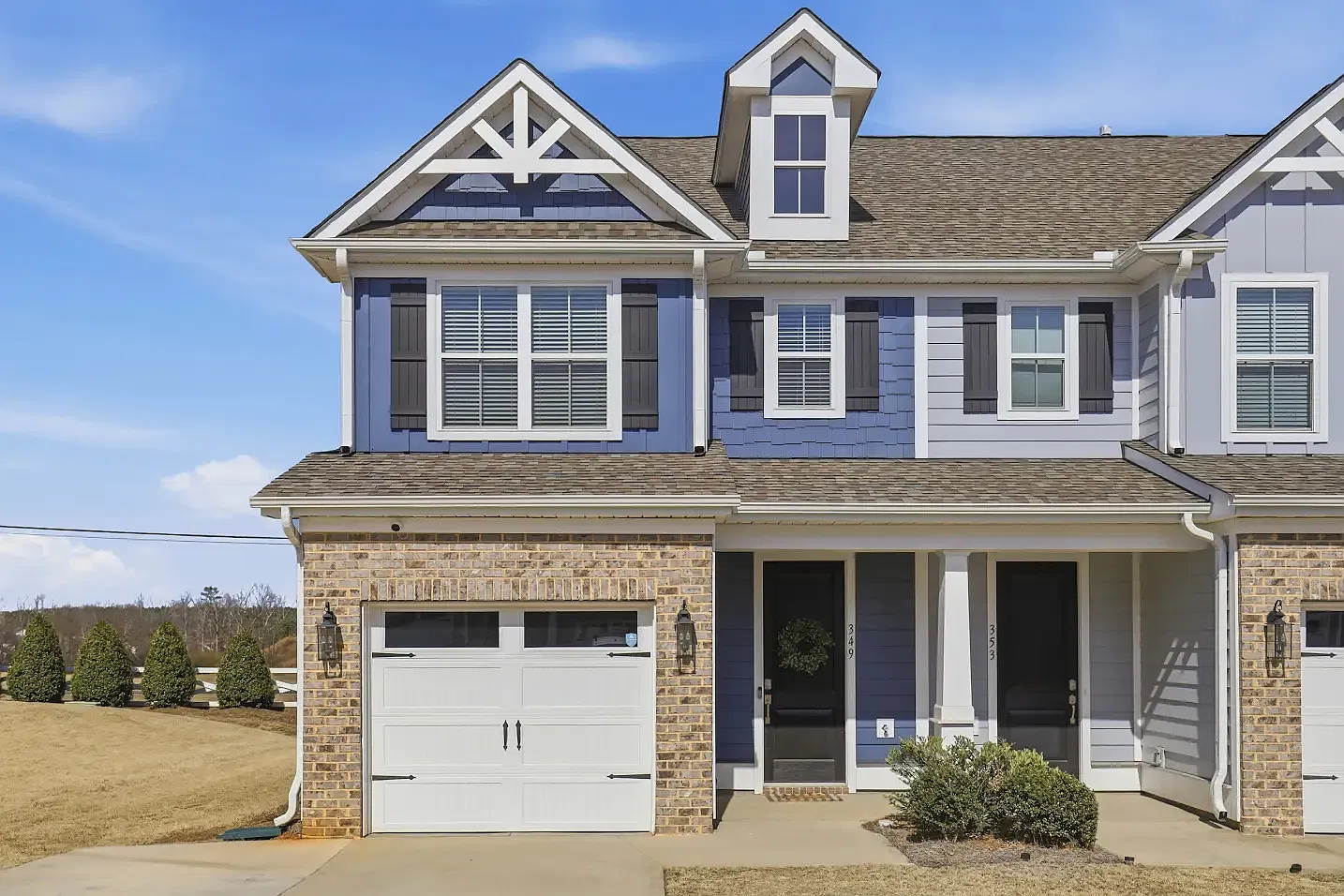 3 bed, 2.5 bath, 2178 sqft, $2,100 — Photo 1