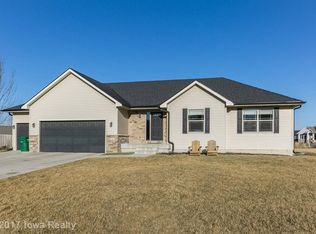 8716 Friestad Ct, Johnston, IA 50131