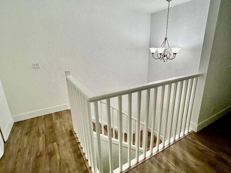 21510 Halstead Dr — Photo 19