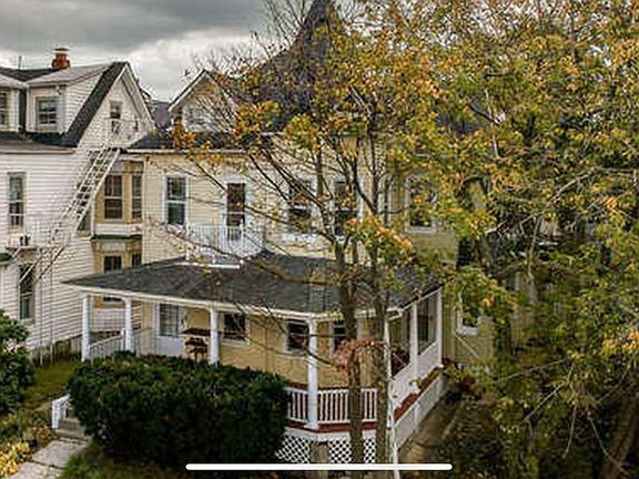 2nd image of 114 Lake Ave Rear 1