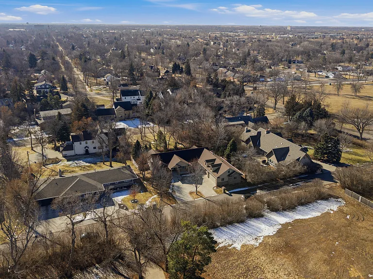 6 Lilac Ln — Photo 3