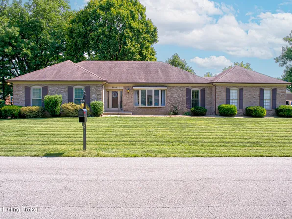 8900 Middle Pointe Rd, Broeck Pointe, KY 40241