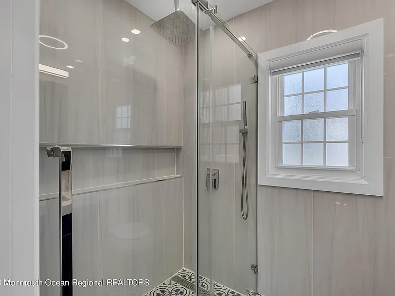 522 W Lincoln Ave — Photo 20