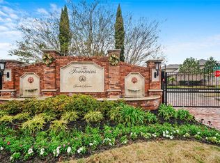 9045 Meacom Dr, Conroe, TX 77384
