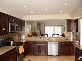 280 W Vista Royale Cir, Palm Desert, CA 92211
