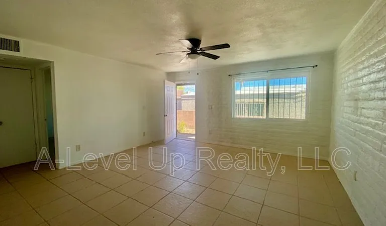 1027 S Santa Rita Ave #1 — Photo 20