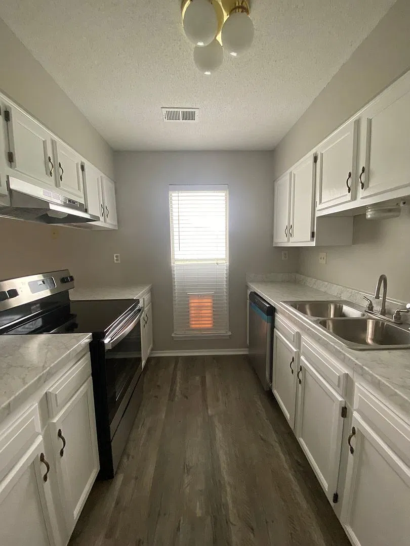3525 Cornwall Cove Horn Lake, MS — Photo 4