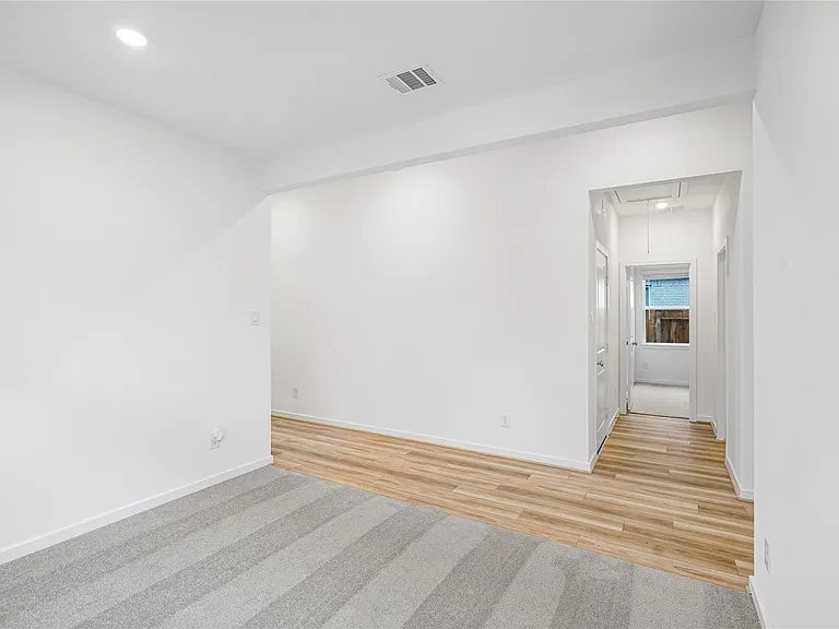 9715 Westminster Manor Dr — Photo 11
