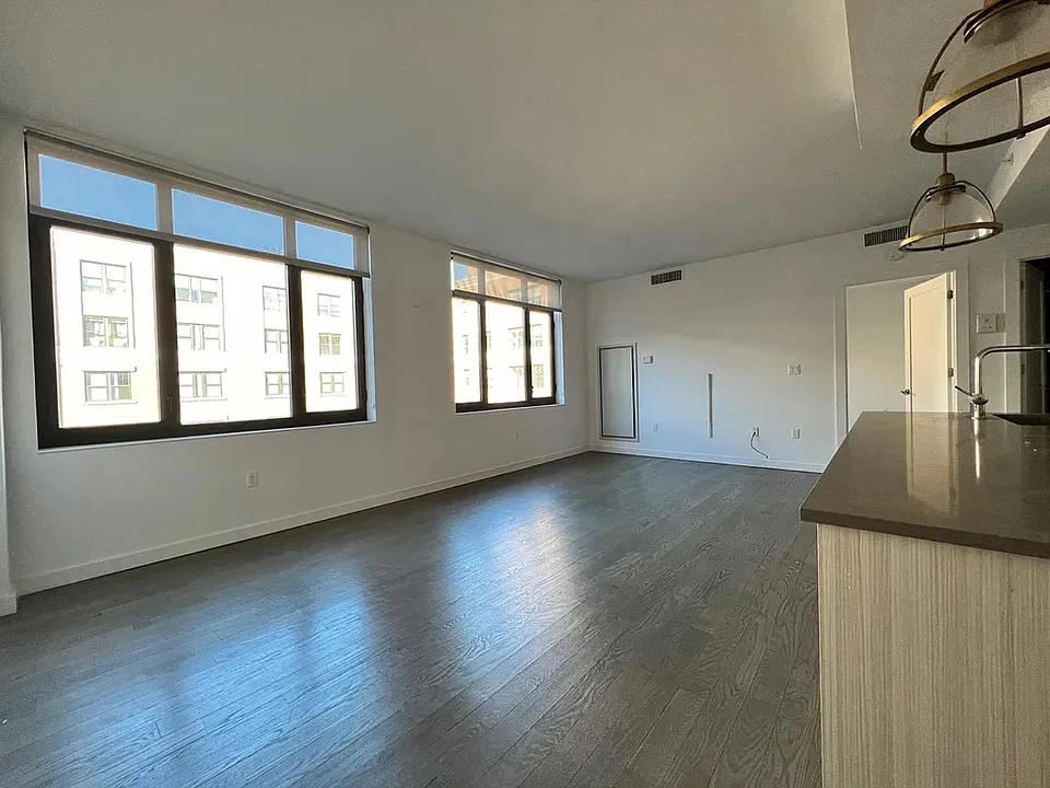 125 Parkside Ave #5K