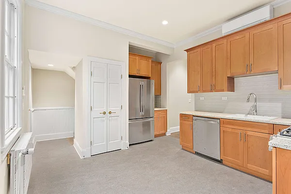 Rented by Corcoran | media 16