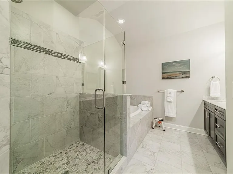 690 Arklow Dr — Photo 22