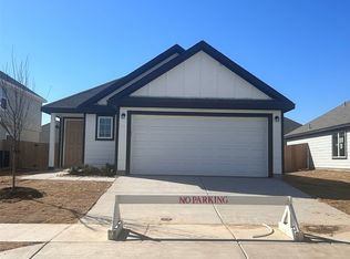 2405 Dahlia Dr, Fort Worth, TX 76123