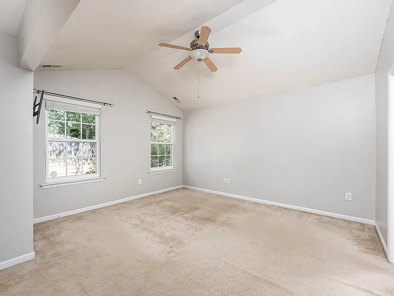 1233 Orchard Oriole Ln — Photo 3