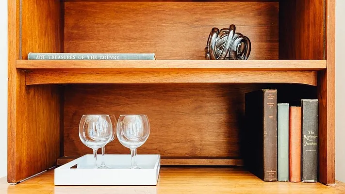 Rented by Nooklyn NYC LLC | media 54