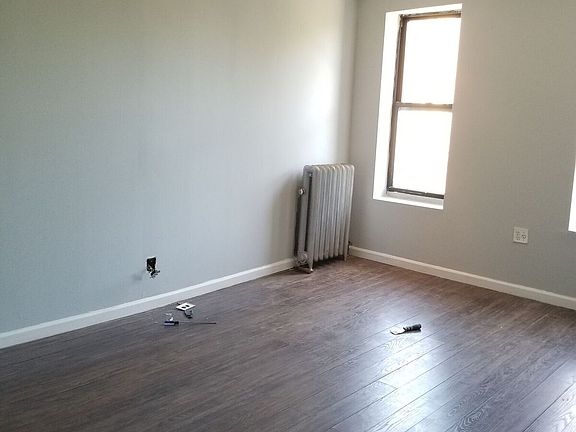 4th image of 1801 Marmion Ave APT 3C